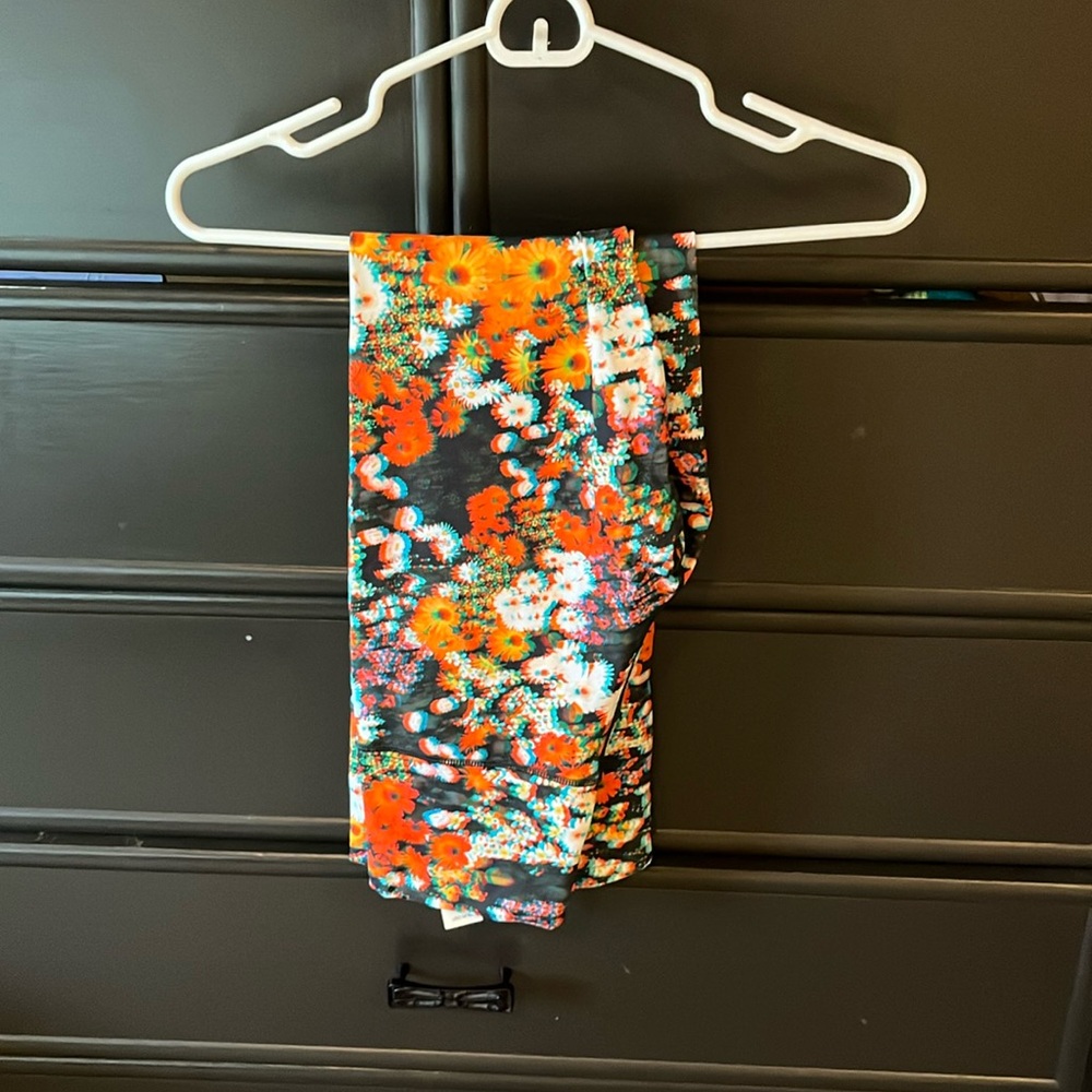 aerie Floral Print Leggings — Black, Orange, White
